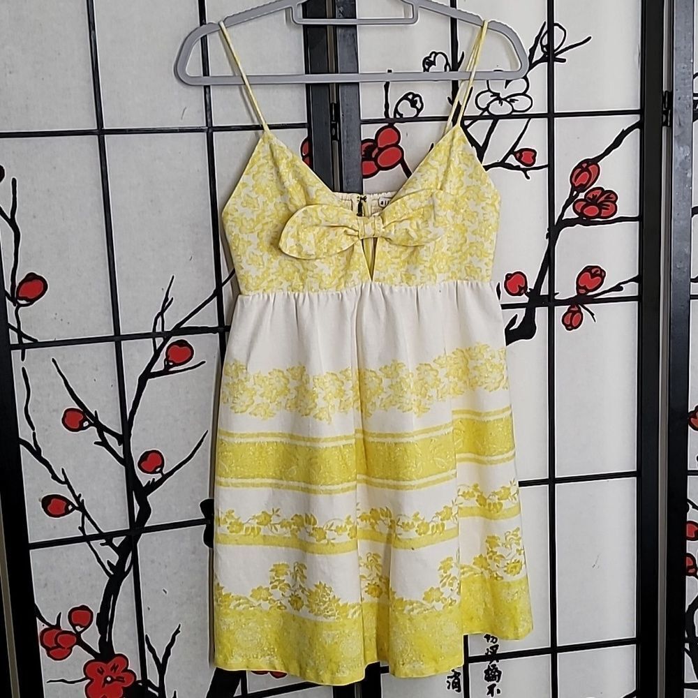 Alice + Olivia Melvina Tie-Front Babydoll Dress - Picture 3 of 9